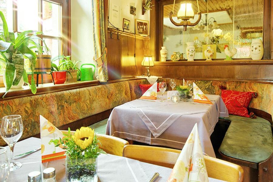 Gasthaus Baeren Niederrotweil Buitenkant foto
